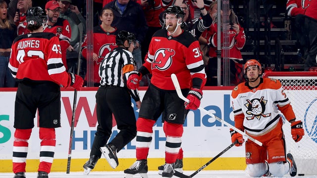 Anaheim Ducks v New Jersey Devils 