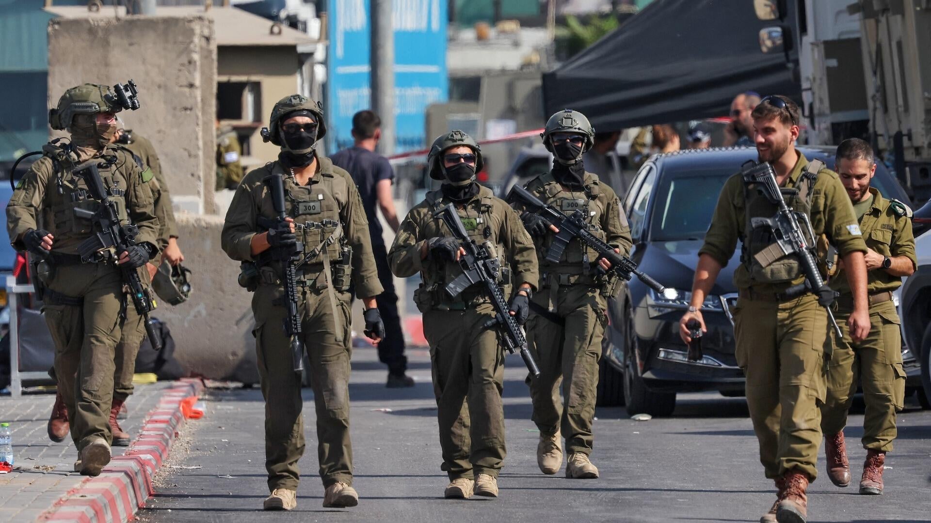 Netanyahu announces Israel will lock down part of West Bank after shooting