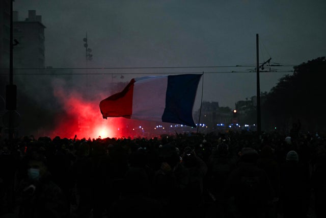 Clashes erupt as France nationwide protests over cost of living and education lead to over 1,000 arrests, 53 officers injured, per Interior Minister Nuñez