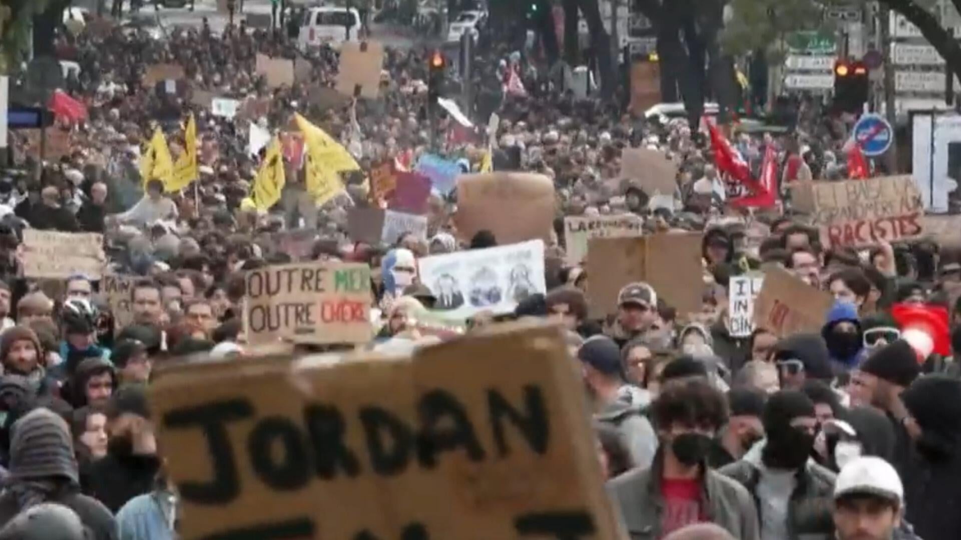 France see new round of protests; Riot police clash with demonstrators in Italy