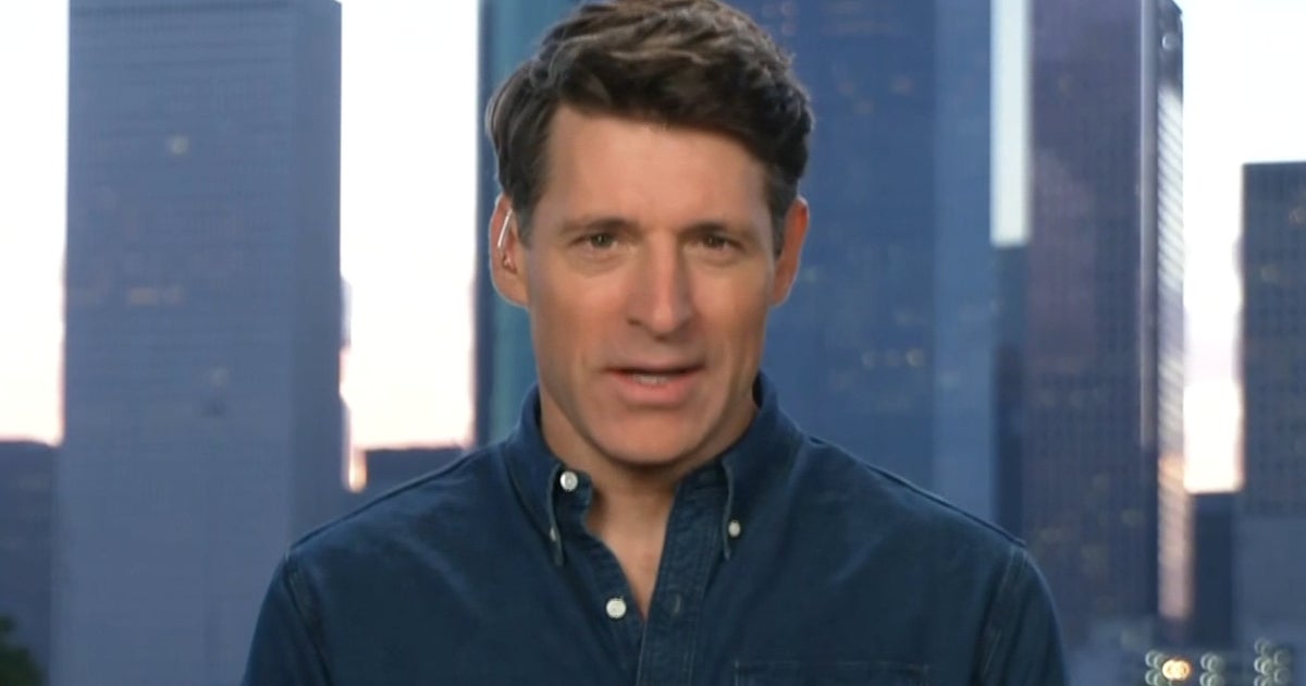 Tony Dokoupil on what to expect from his new podcast, "Great Question"