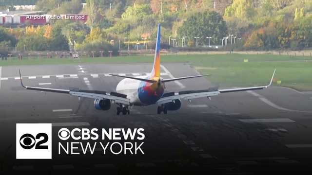 Video shows Jet2 plane veer onto grass during UK landing
