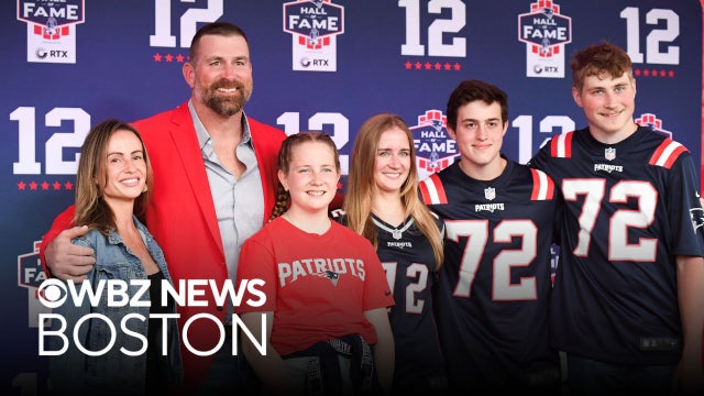 Matt Light discusses Patriots offensive line and foundation's partnership with Gronk