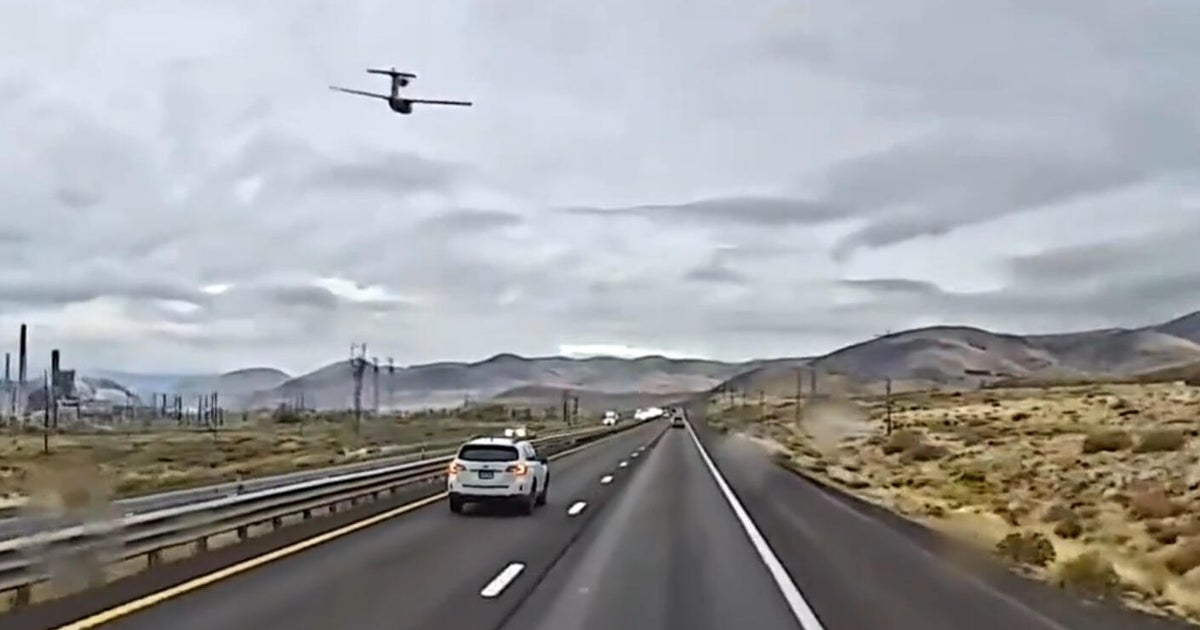 Newly-released video shows seaplane emergency landing on Reno highway