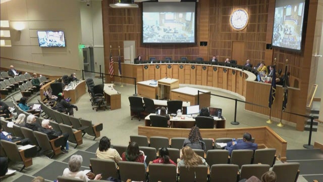 Aurora City Council refuses to vote on temporary ban on data centers