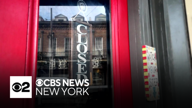 New York City restaurant industry facing steepest decline in decades