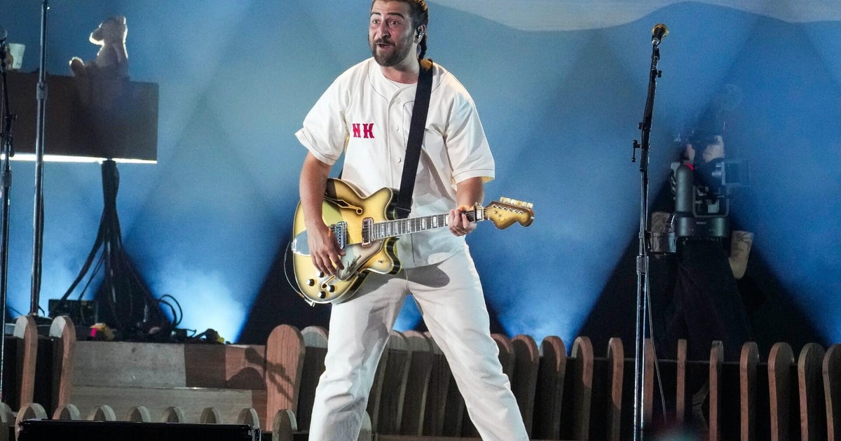 Noah Kahan returning to Fenway Park in Boston for "The Last of the Bugs" tour