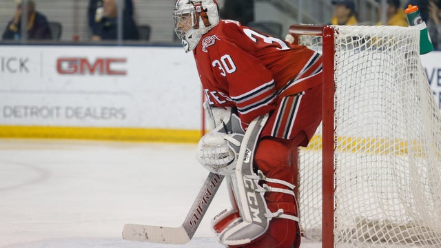 COLLEGE HOCKEY: NOV 25 Ohio State at Michigan 