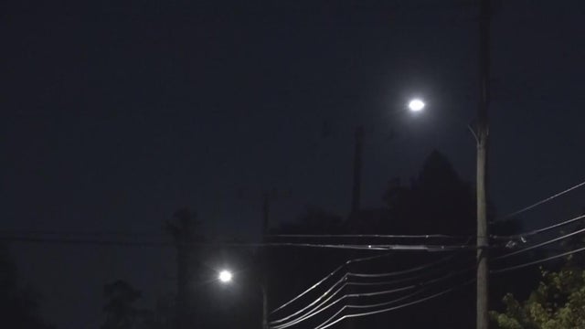 Detroit officials celebrate 2,000 added street lights ahead of Halloween