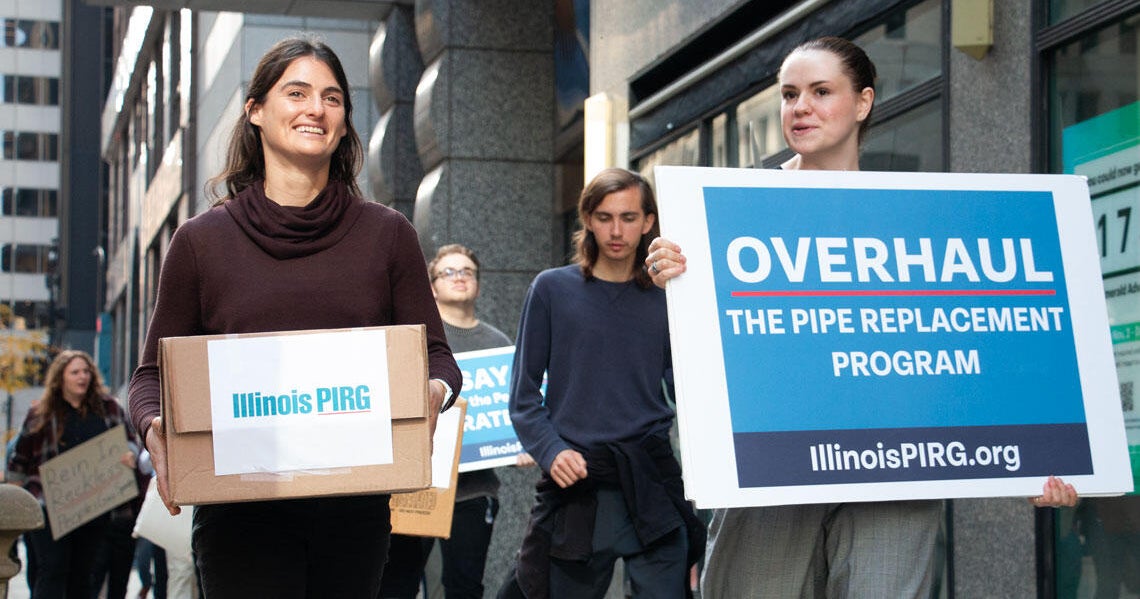 cbsnews.com - Consumer groups hand deliver 10k comments opposing $144M Peoples Gas rate hike