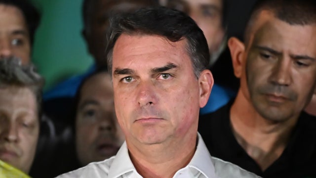 Details on Bolsonaro's escape from Brazil