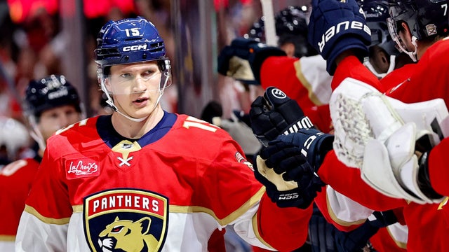 Winnipeg Jets v Florida Panthers 