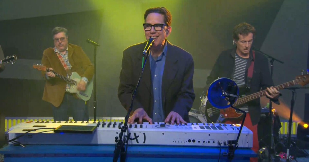 Saturday Sessions: They Might Be Giants performs "Wu-Tang"