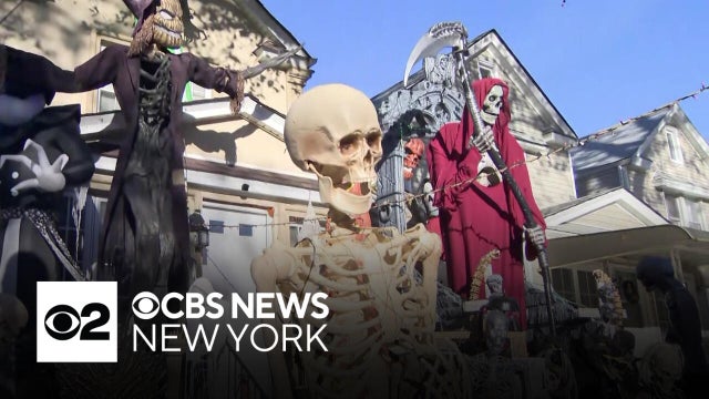 Forest Hills Halloween Parade | Full coverage