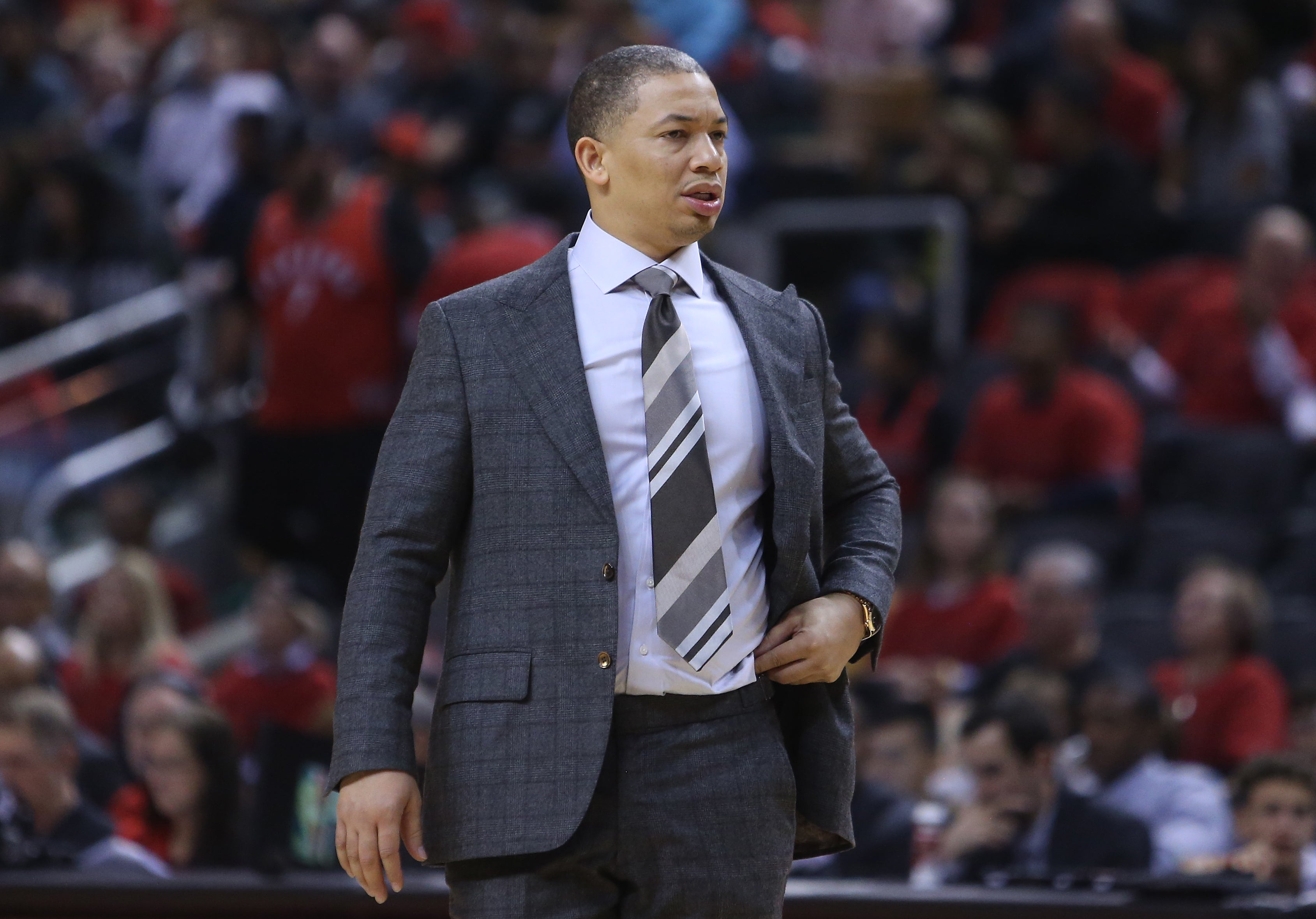 Tyronn Lue Revives Neighborhood Hub with O.G.’s Barbershop in Mexico