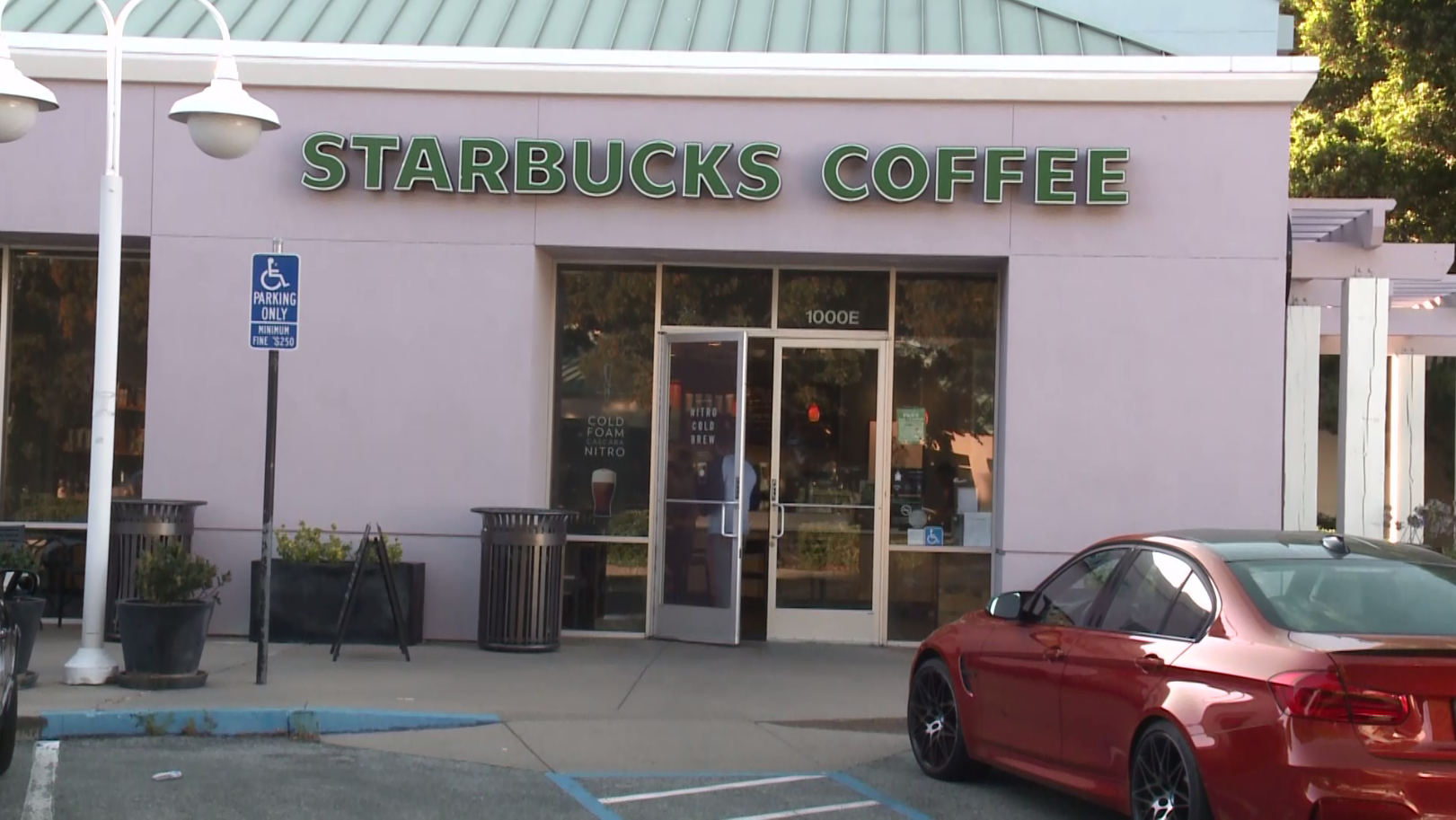 Starbucks in Foster City where a laptop theft took place on August 4, 2019. (CBS)