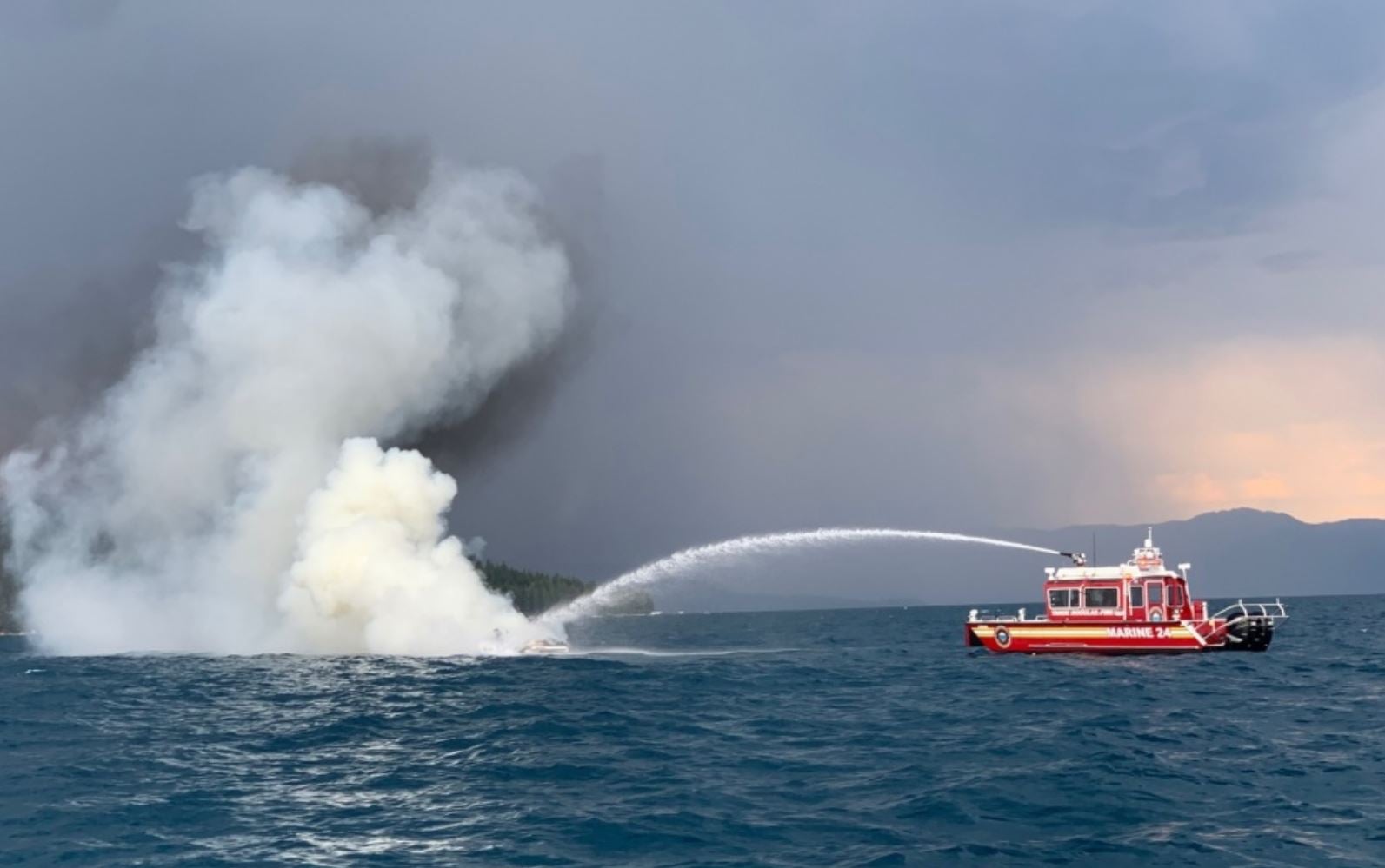 Dramatic Rescue From Burning Boat On Lake Tahoe - CBS San Francisco