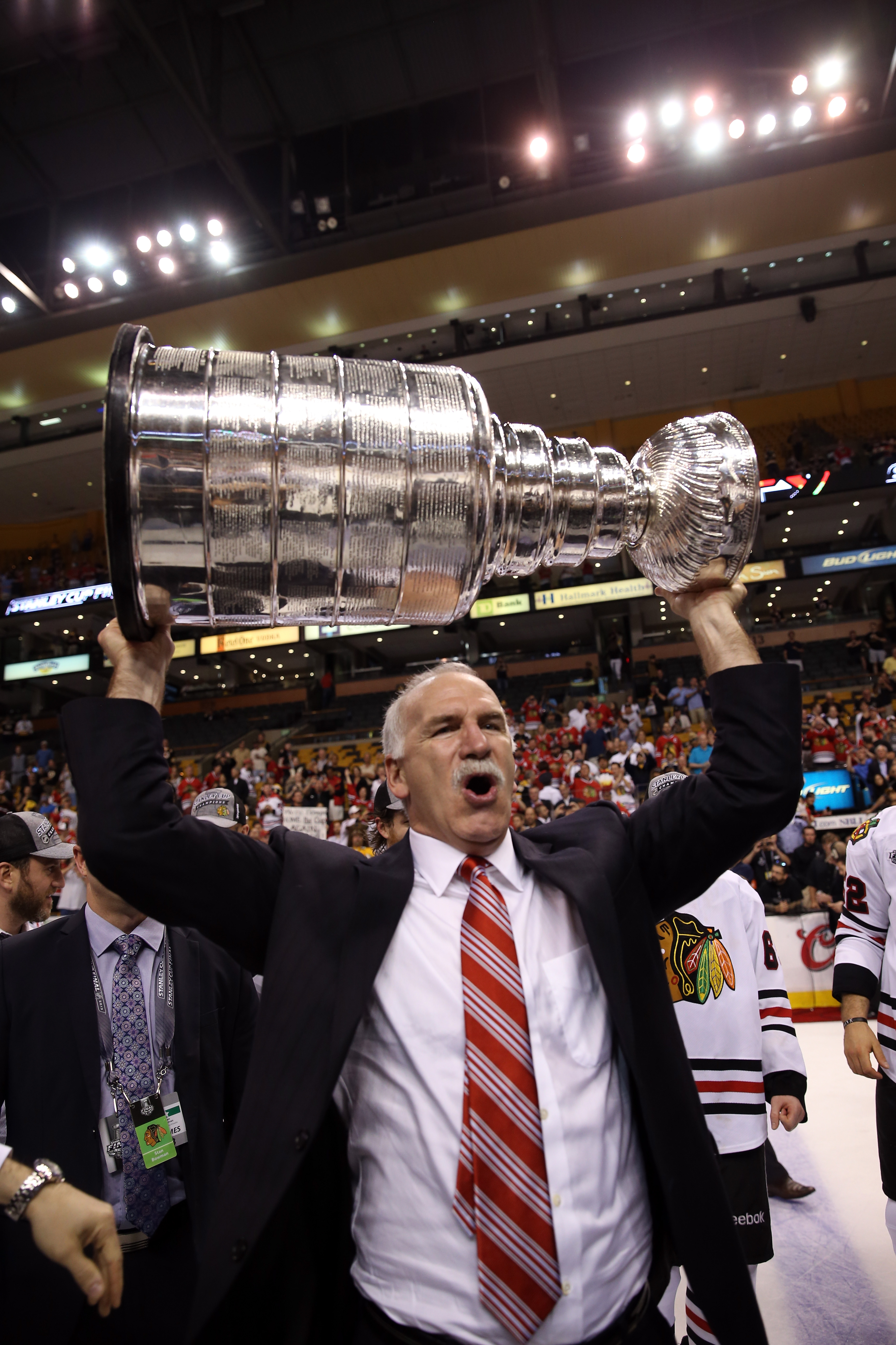 PHOTOS: Joel Quenneville takes Stanley Cup to Children's Hospital