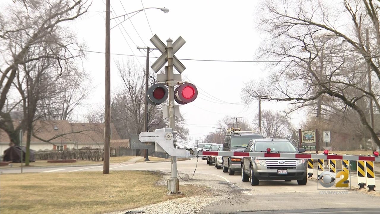 railroad crossing gates malfunction