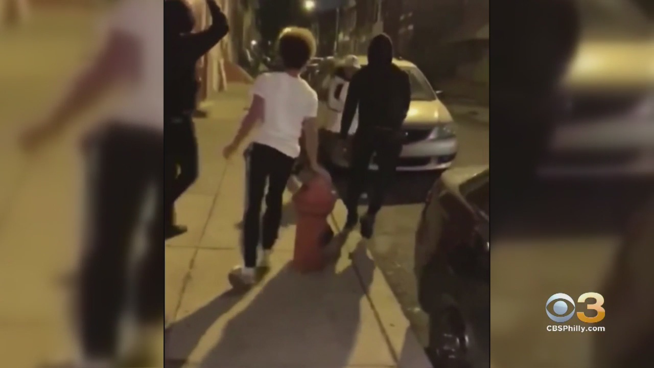 Philadelphia Police Searching To Identify Group Of Teenagers Seen In Violent Robbery Of Man In 4198