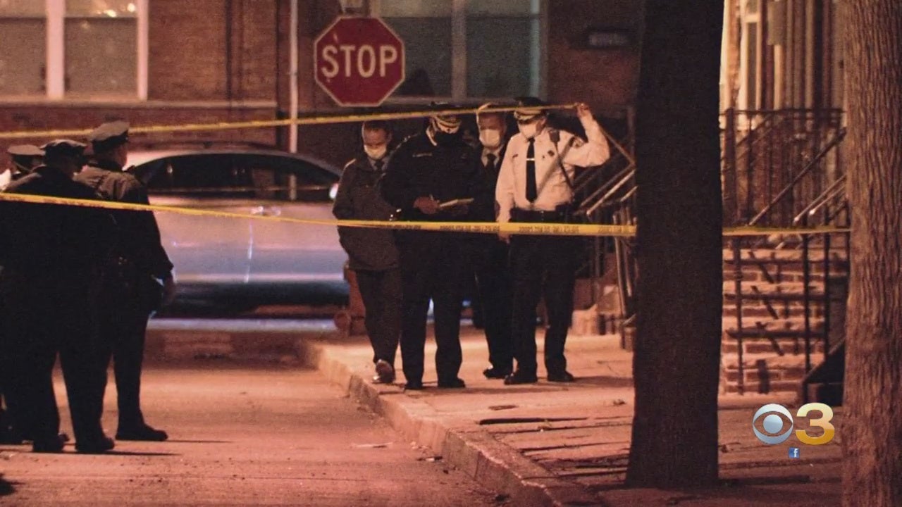 Philadelphia Police Officers Open Fire On 2 Suspects In Grays Ferry