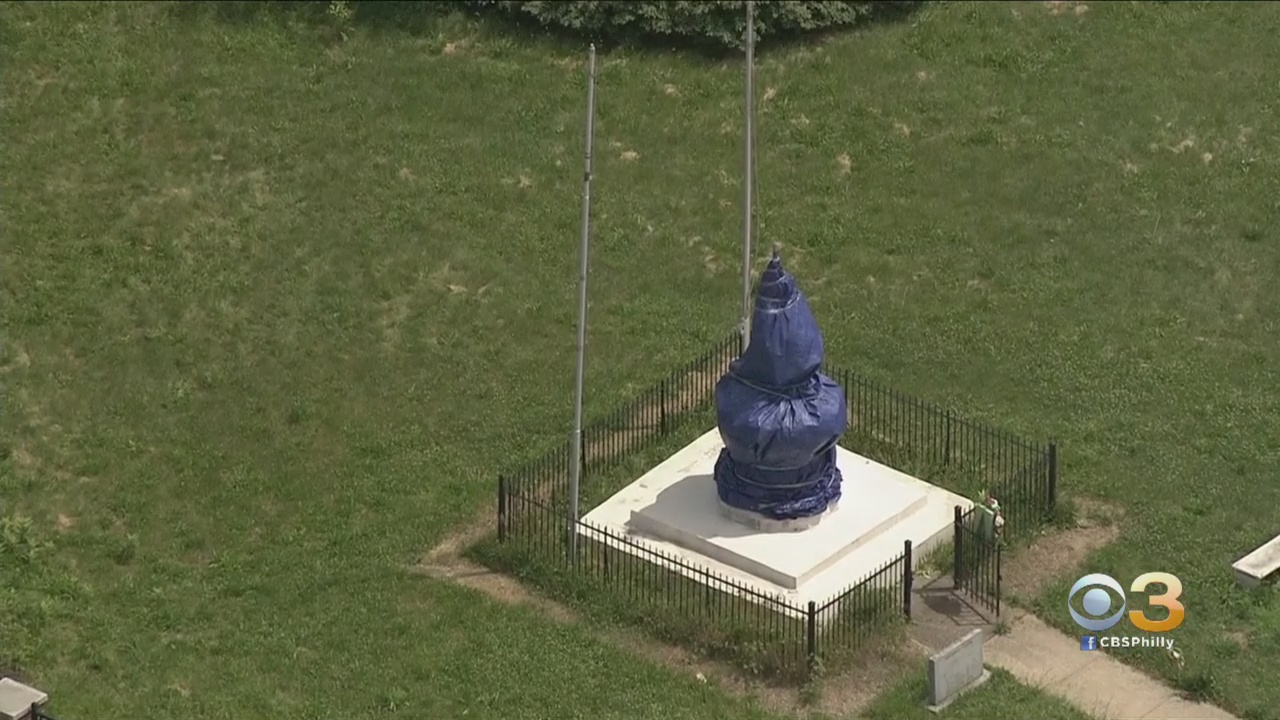 Christopher Columbus Statue In Chester Covered By Blue Tarp
