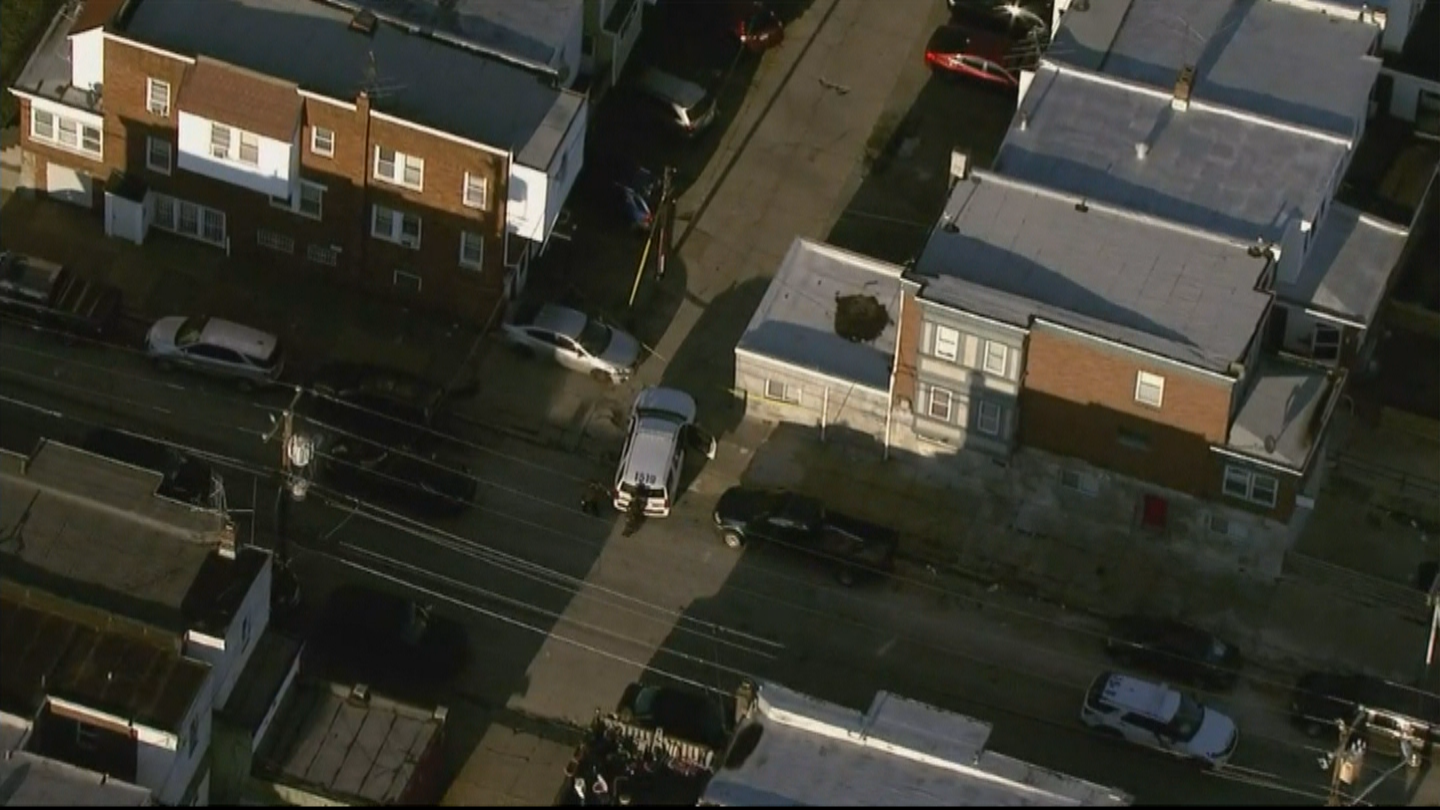 Philadelphia Police: Man Shot In Broad Daylight In Oxford Circle Alley