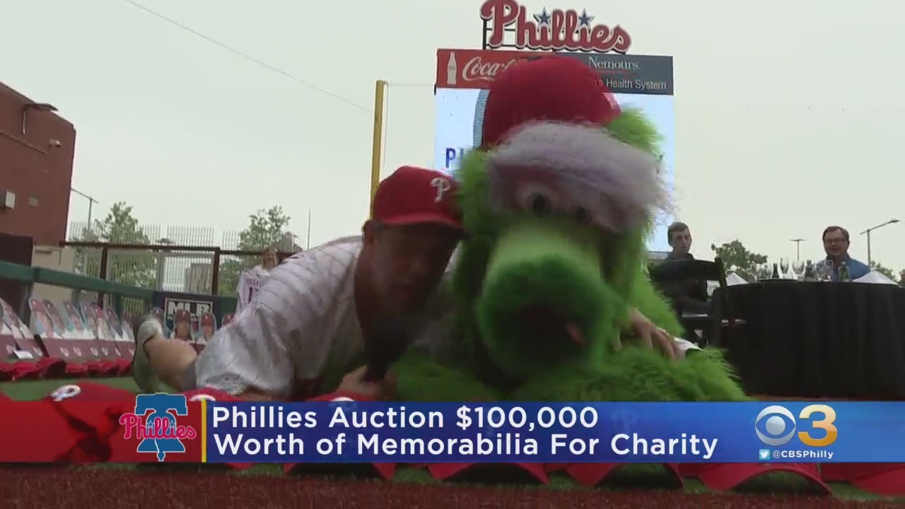 Phillies Auction $100,000 Worth Of Memorabilia For Charity