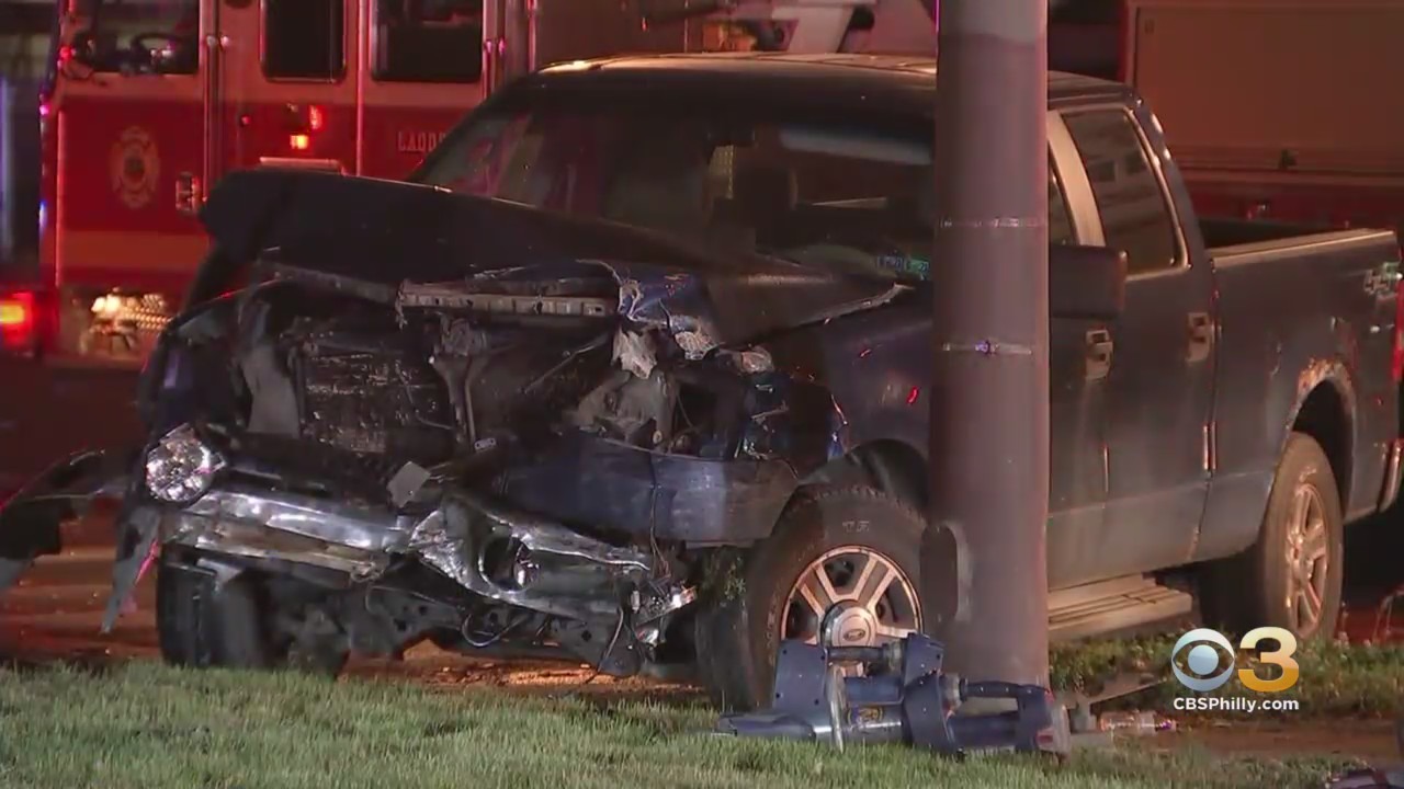 1 Killed, 2 Injured In Fiery Crash On Roosevelt Boulevard