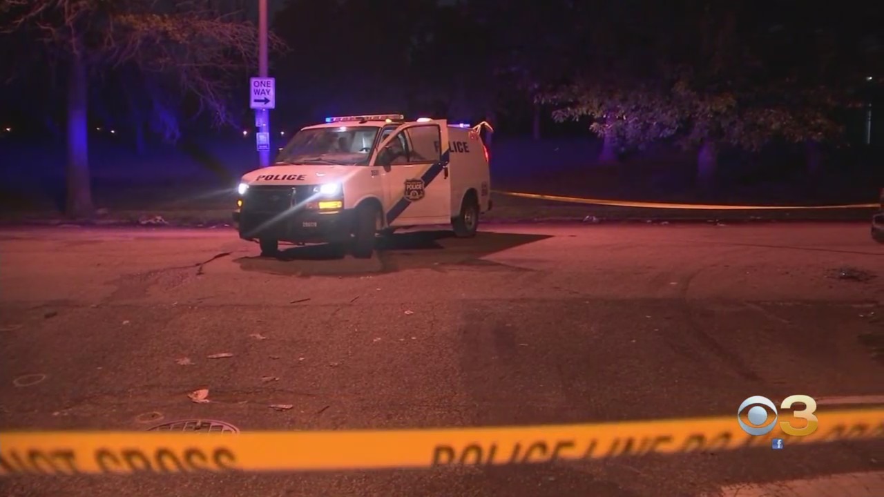 2 People Shot While Sitting In Car In Logan, Philadelphia Police Say