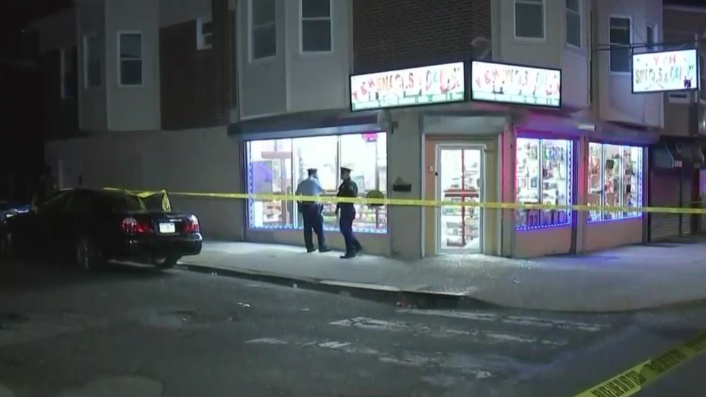 Philadelphia Police: Attempted Robbery Inside Olney Smoke Shop Ends With Suspect Shot, Killed
