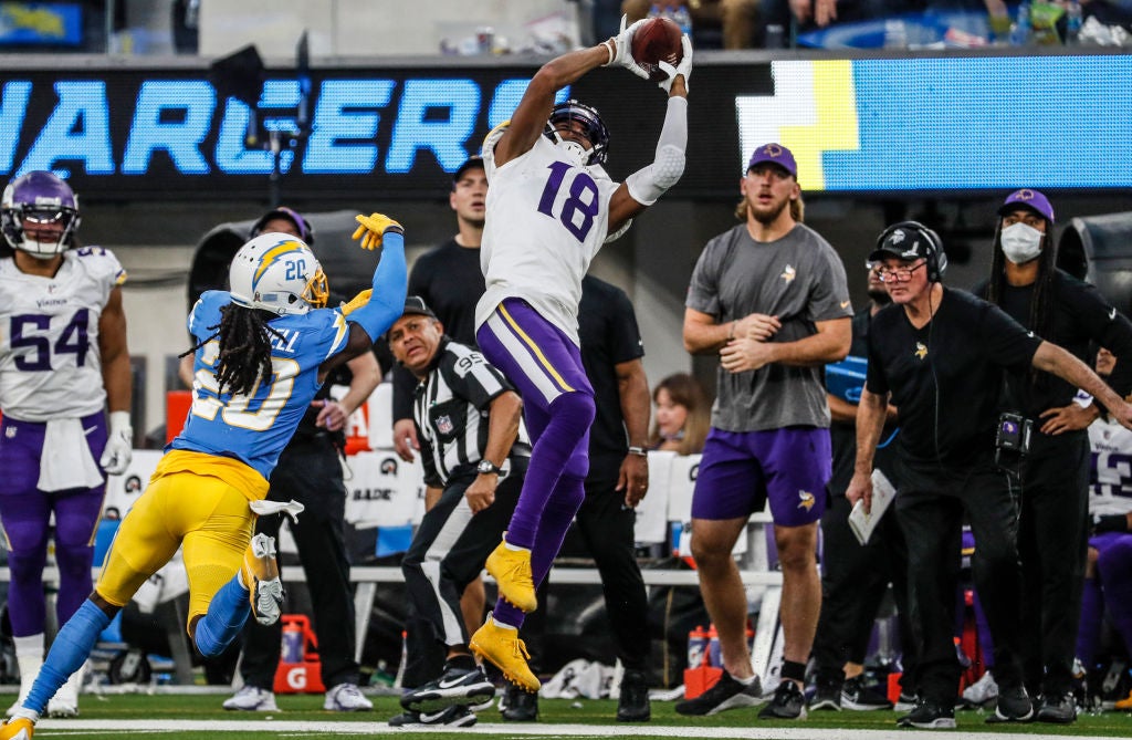 Justin Jefferson Revs Up Vikes Offense After Quiet Stretch: 'This Game ...