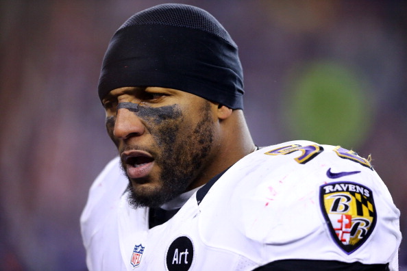 FOXBORO, MA - JANUARY 20: Ray Lewis #52 of the Baltimore Ravens looks on against the New England Patriots during the 2013 AFC Championship game at Gillette Stadium on January 20, 2013 in Foxboro, Massachusetts. (Photo by Al Bello/Getty Images)