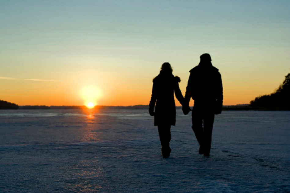 Valentine's Day Date Ideas - Walk At Sunset