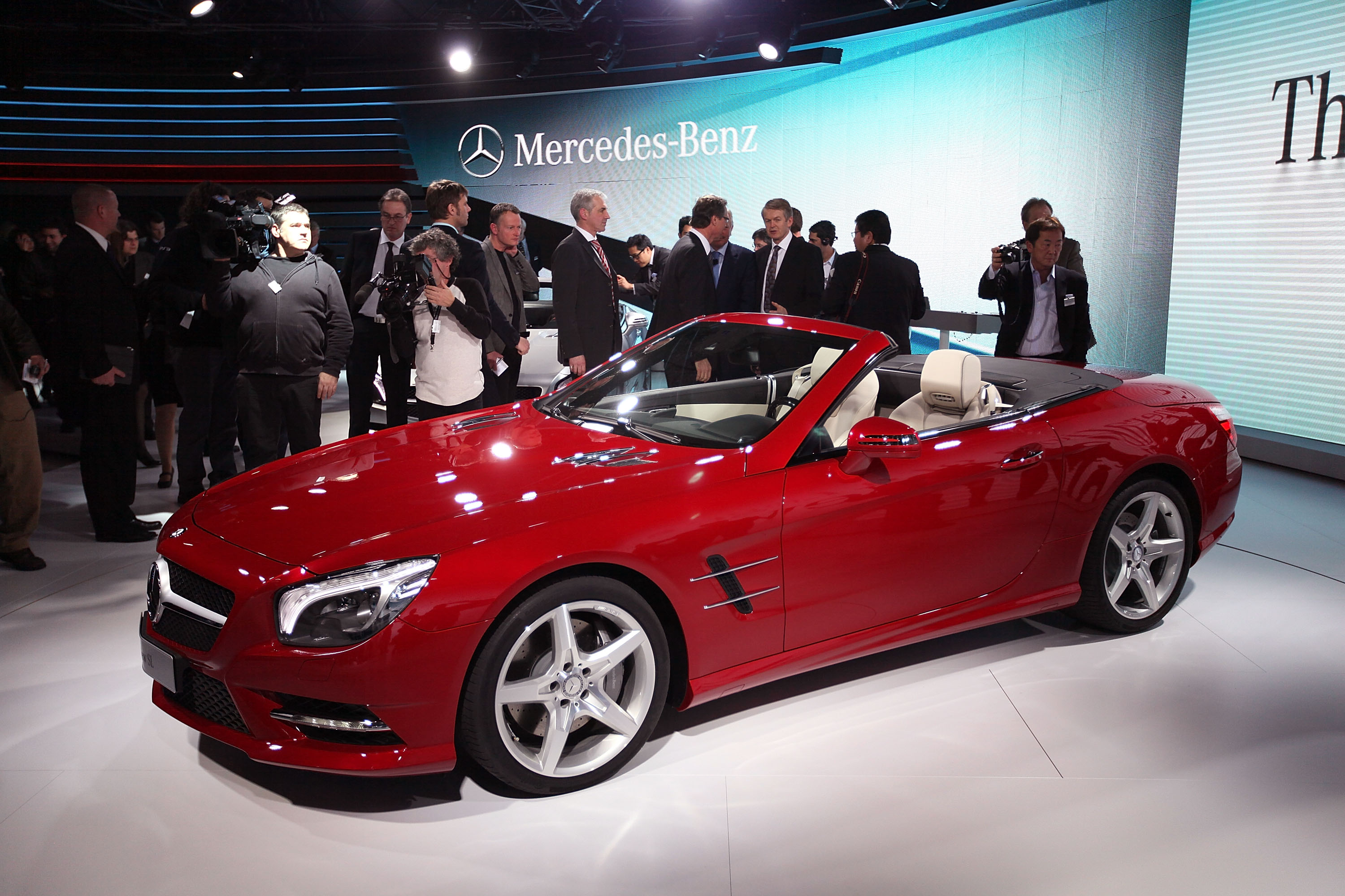 Mercedes Benz And Cadillac Hold Events Ahead of North American Int'l Auto Show