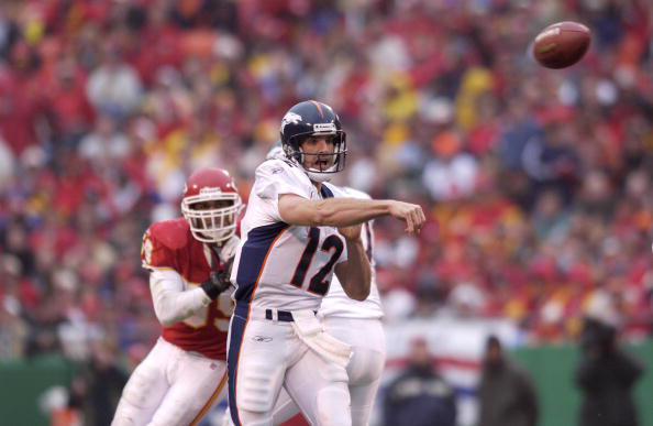 Quarterback Gus Frerotte played for the Broncos in 2000 and 2001. (credit: Elsa/Allsport/Getty Images)