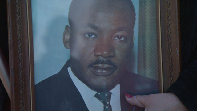 Martin Luther King Jr. (credit: CBS)